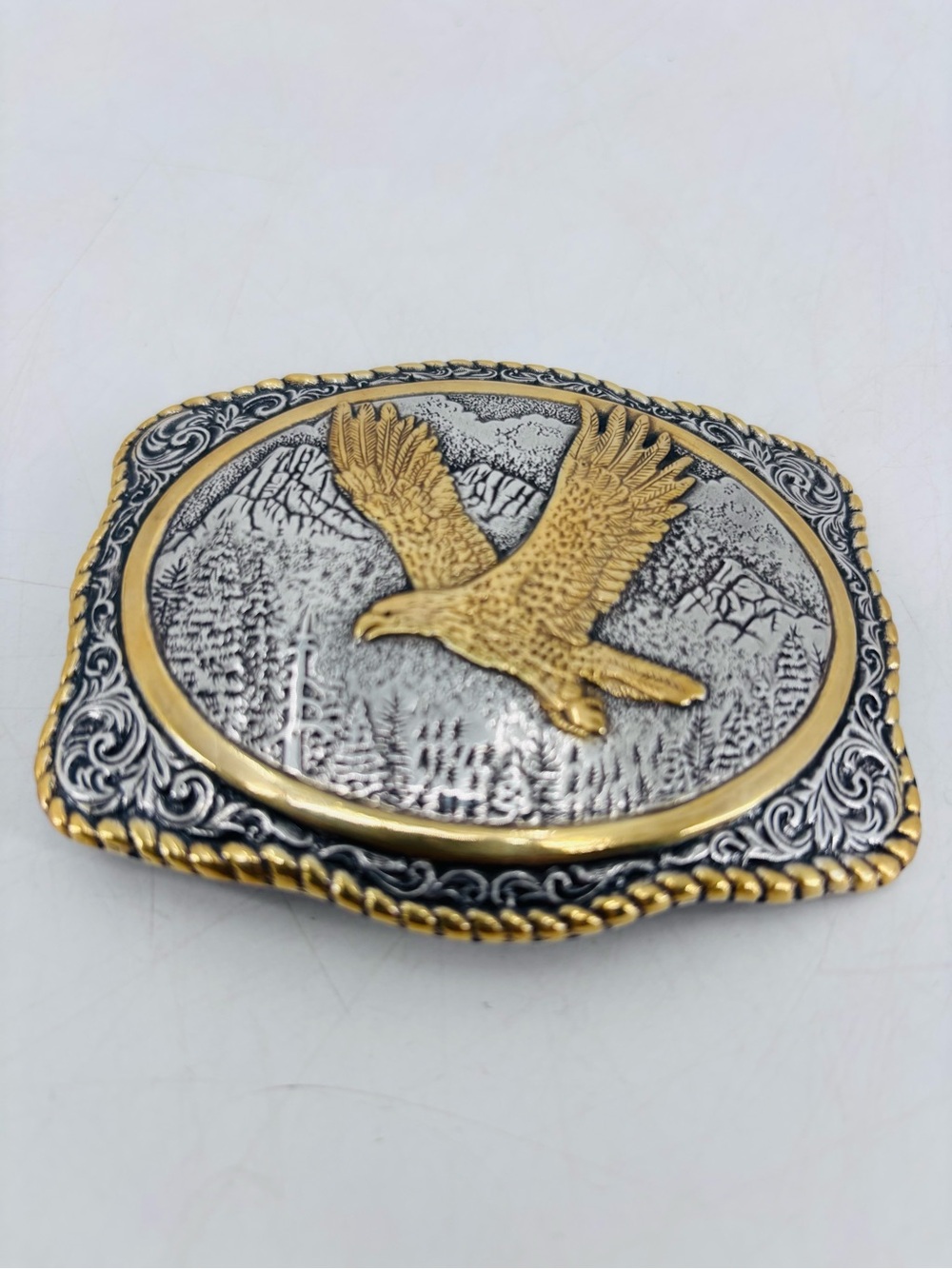 Crumrine Vintage Western Rodeo Cowboy Wild West Hunting Eagle Belt Buckle NWT